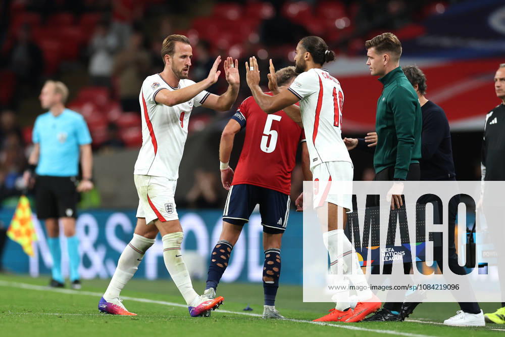 England v Czech Republic, UEFA Nations League Harry Kane is replaced by Dominic Calvert-Lewin of England during the England v Czech Republic UEFA Nations League Group 3 match at Wembley Stadium, London, England on 6 October 2026 Credit: Tiego Grenho Every Second Media Editorial use only. All images are copyright Every Second Media Limited. No images may be reproduced without prior permission.