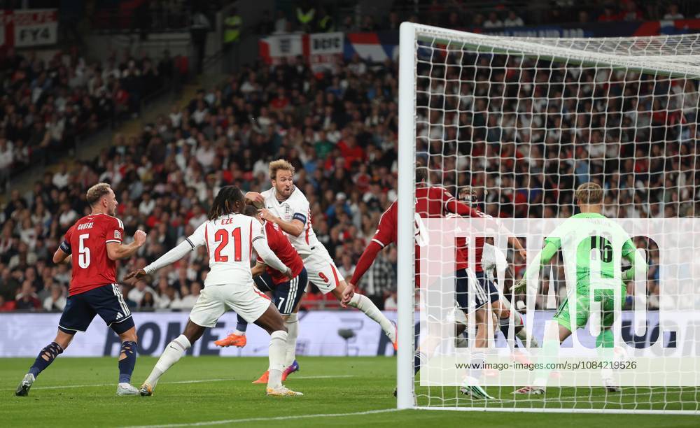UEFA Nations League - England v Czechia LONDON, ENGLAND, OCTOBER 6: GOAL 3-0, Harry Kane of England national team, Nationalteam scores a goal to put England 3-0 ahead during The UEFA Nations League match in Group A3 between England v Czechia at Wembley Stadium, London, England, on October 6. (Photo by Daniel Weir) London Wembley Stadium England
