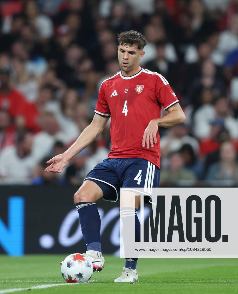 UEFA Nations League - England v Czechia LONDON, ENGLAND, OCTOBER 6: Robin Hranac of Czechia national team, Nationalteam on the ball during The UEFA Nations League match in Group A3 between England v Czechia at Wembley Stadium, London, England, on October 6. (Photo by Daniel Weir) London Wembley Stadium England