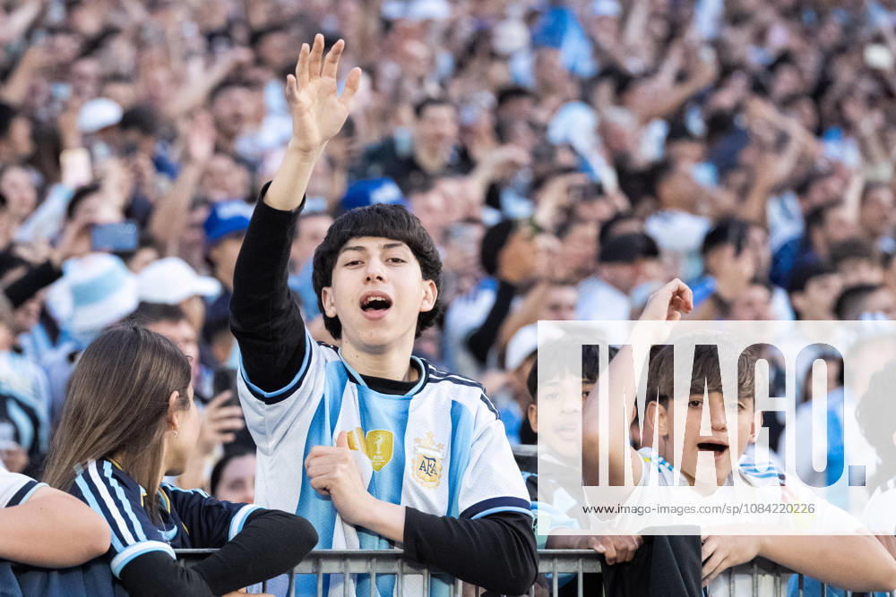 Fans of Argentina cheer in the stands prior the International Friendly, Länderspiel, Nationalmannschaft football match between Argentina and Benin at Estadio Monumental Antonio V. Liberti on October 06, 2026 in Buenos Aires, Argentina. Lionel Messi is making his final appearance for Argentina following his announcement of international retirement. (Photo by Richard Callis Sports Press Photo)
