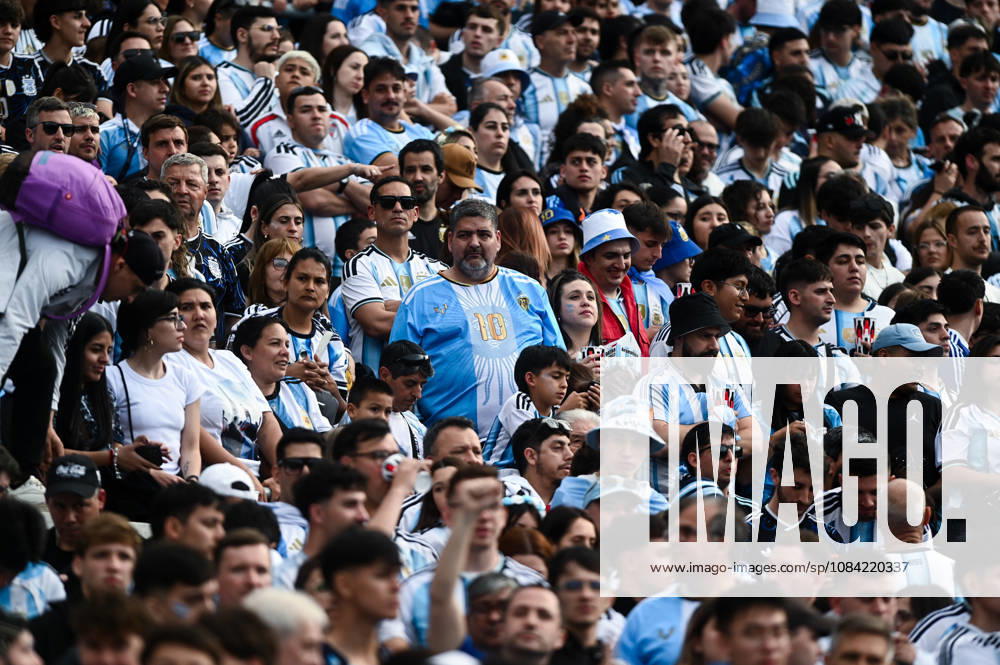 Argentina x Benin BUENOS AIRES, AR - 06.10.2026: ARGENTINA X BENIN - Fans of Argentina during the International Friendly, Länderspiel, Nationalmannschaft match between Argentina and Benin on Tuesday, October 6, 2026, at the Estadio Monumental in Buenos Aires, Argentina. The match marks Messi& 39;s farewell to the Argentine national team, Nationalteam (Photo: Gabriel Sotelo Fotoarena) x3026008x GabrielxSotelo