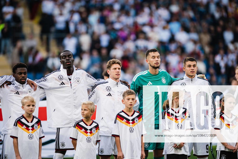 U-21 European Championship Qualifier: Germany vs. Georgia, October 6, 2026: Germany during the national anthem; from left: Noel Aseko (Germany), 8; Joshua Quarshie (Germany), 5; Elias Baum (Germany), 2; Mio Backhaus (Germany), 1; Nicolò Tresoldi (Germany), 9; Soccer; U-21 European Championship Qualifiers, Matchday 10: Germany vs. Georgia on October 6, 2026, Bielefeld. DFB regulations prohibit any use of photographs as image sequences and or quasi-video.