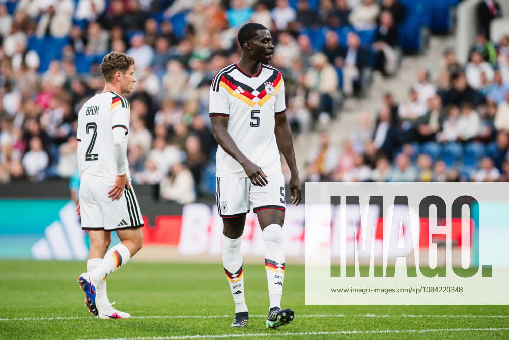 U-21 European Championship Qualifier: Germany vs. Georgia, October 6, 2026; Joshua Quarshie (Germany, No. 5) in the foreground, with Elias Baum (Germany, No. 2) behind him; soccer; U-21 European Championship Qualifier; Matchday 10: Germany vs. Georgia on October 6, 2026; Bielefeld DFB REGULATIONS PROHIBIT ANY USE OF PHOTOGRAPHS AS IMAGE SEQUENCES AND OR QUASI-VIDEO