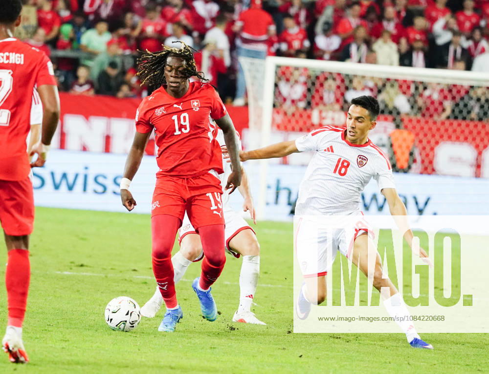 Lucerne, Switzerland, Thermoplan Arena, Men s Soccer, 2026–2027 Season, Nations League, Switzerland vs. North Macedonia, 3–0, Photo: Winsley Boteli (19, SUI) vs. Enis Bardhi (NMK), Action: Tackle