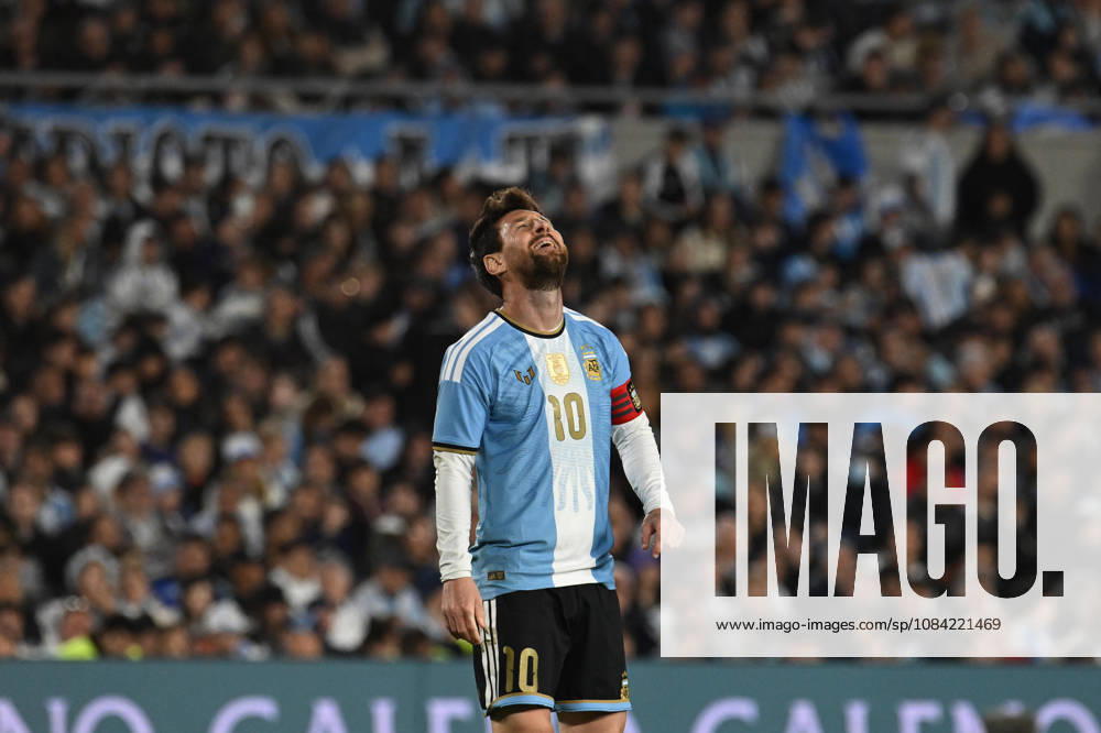 Lionel Messi farewell match BUENOS AIRES, ARGENTINA - OCTOBER 6: Lionel Messi of Argentina gesture during his farewell match with the national team, Nationalteam at the International Friendly, Länderspiel, Nationalmannschaft match between Argentina Vs Benin at Monumental Stadium on October 6, 2026 in Buenos Aires, Argentina. Buenos Aires Estadio Monumental Antonio Liberti Buenos Aires Argentina