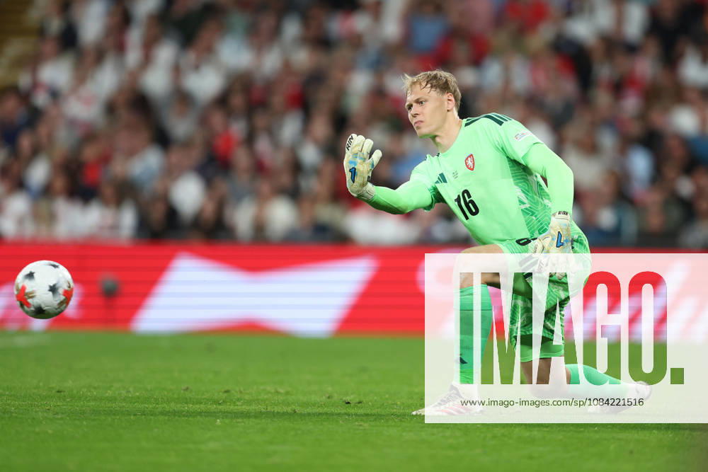 England gegen Tschechien, 6. Oktober 2026, London International Football, UEFA Nations League, England gegen Tschechien, der tschechische Torhüter Lukas Hornicek, Foto: Charlotte Wilson, Offside, London, Großbritannien