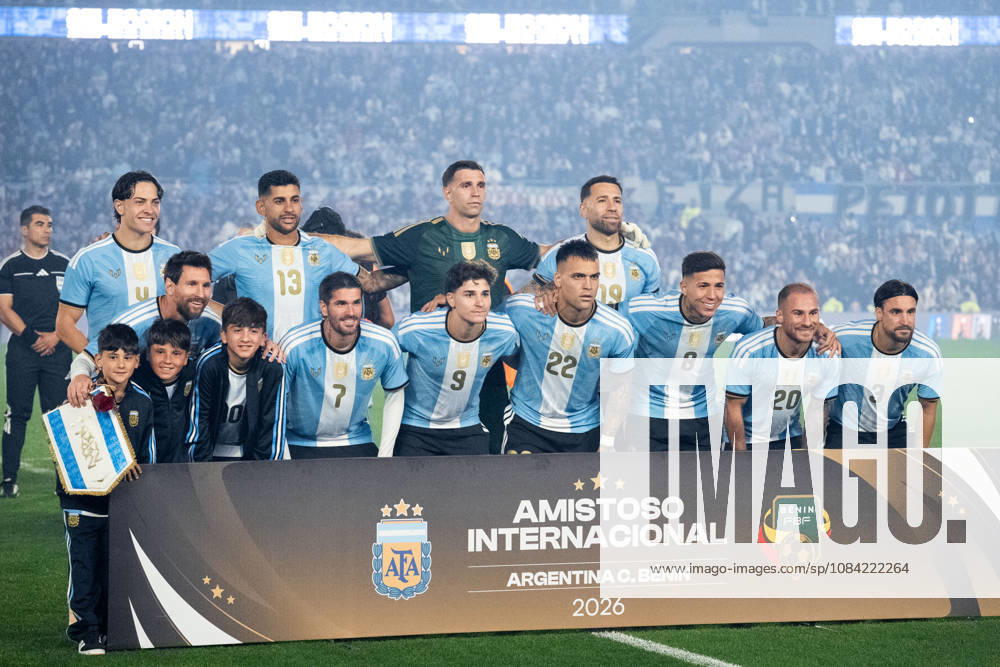 Argentina players pose for team photo during the International Friendly, Länderspiel, Nationalmannschaft football match between Argentina and Benin at Estadio Monumental Antonio V. Liberti on October 06, 2026 in Buenos Aires, Argentina. Lionel Messi is making his final appearance for Argentina following his announcement of international retirement. (Photo by Richard Callis Sports Press Photo)