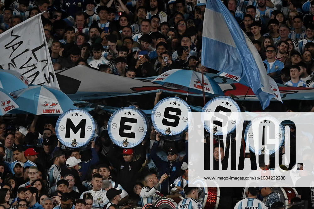 Argentina x Benin BUENOS AIRES, AR - 06.10.2026: ARGENTINA X BENIN - Fans of Argentina during the International Friendly, Länderspiel, Nationalmannschaft match between Argentina and Benin on Tuesday, October 6, 2026, at the Estadio Monumental in Buenos Aires, Argentina. The match marks Messi& 39;s farewell to the Argentine national team, Nationalteam (Photo: Gabriel Sotelo Fotoarena) x3026062x GabrielxSotelo