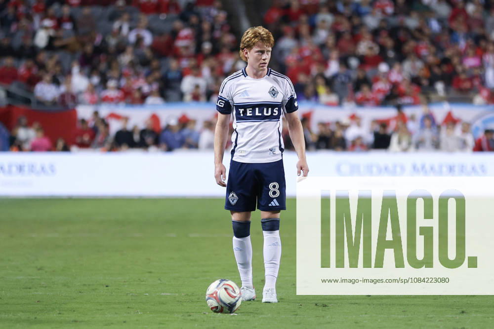 Oliver Larraz (8 Vancouver Whitecaps FC) in action during the Major League Soccer game between Chicago Fire FC and Vancouver Whitecaps FC at Soldier Field on Tuesday October 6 in Chicago, USA