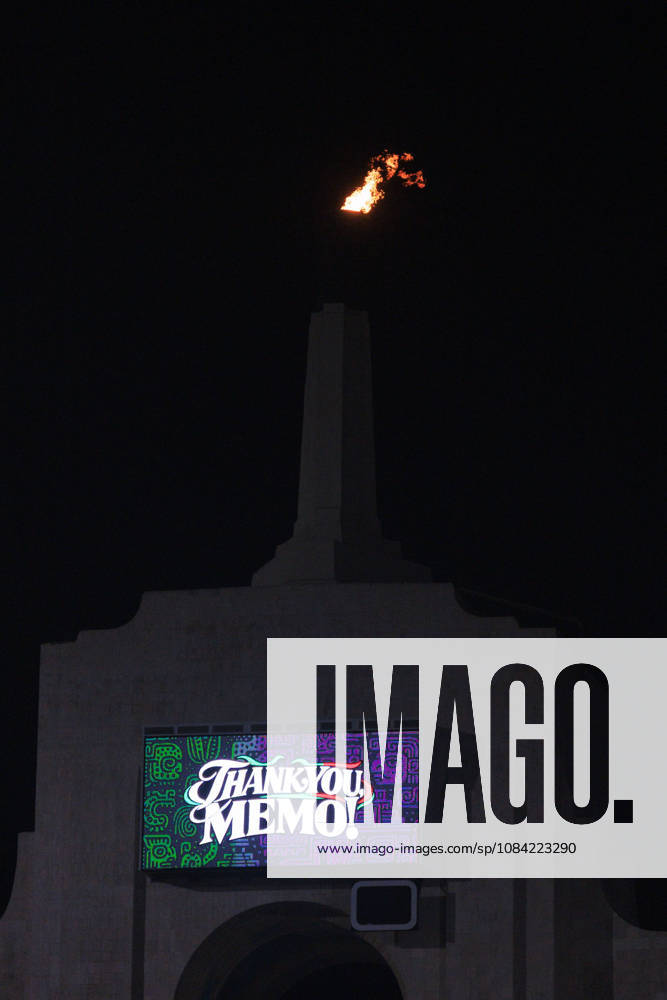 The Olympic flame is lit in honor of Guillermo Ochoa during a ceremony prior to the International Friendly, Länderspiel, Nationalmannschaft match between Mexico and Chile at the Los Angeles Memorial Coliseum on Tuesday October 6, 2026 in Los Angeles, California. ARIANA RUIZ PI Mexico Vs. Chile - ZUMAp124 20261006_zaa_p124_057