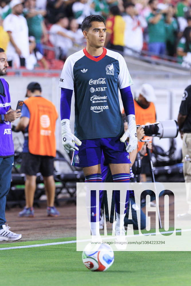 Goalkeeper, Raul Rangel 1 of Mexico during warm ups prior to their International Friendly, Länderspiel, Nationalmannschaft match against Chile at the Los Angeles Memorial Coliseum on Tuesday October 6, 2026 in Los Angeles, California. ARIANA RUIZ PI Mexico Vs. Chile - ZUMAp124 20261006_zaa_p124_061