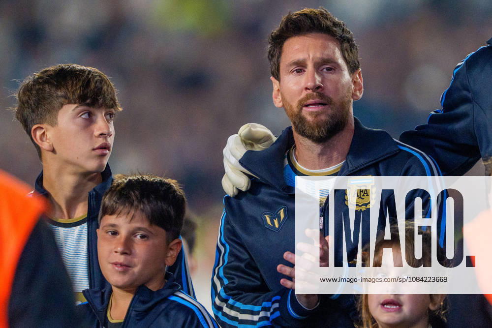 Benin v Argentina BUENOS AIRES, ARGENTINA - OCTOBER 6: Lionel Messi 10 of Argentina cries during the national anthem during a game between Benin and Argentina at Estadio Monumental on October 6, 2026 in Buenos Aires, Argentina Buenos Aires Estadio Monumental Argentina