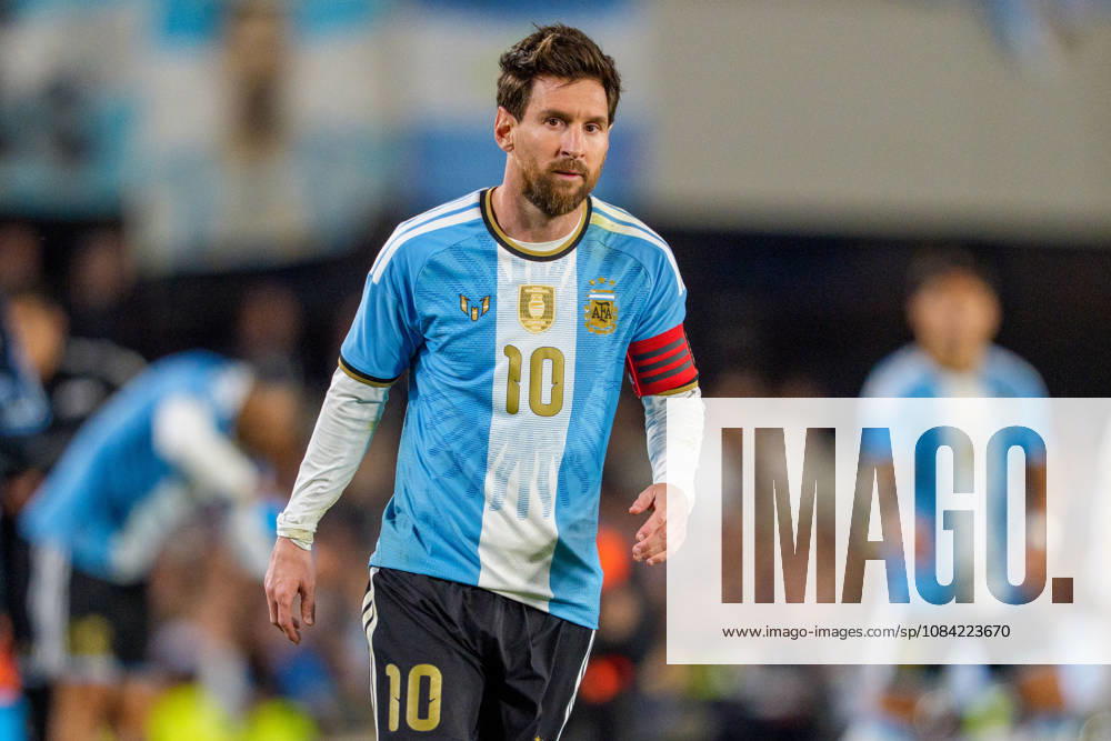 Benin v Argentina BUENOS AIRES, ARGENTINA - OCTOBER 6: Lionel Messi 10 of Argentina looks on during a game between Benin and Argentina at Estadio Monumental on October 6, 2026 in Buenos Aires, Argentina Buenos Aires Estadio Monumental Argentina