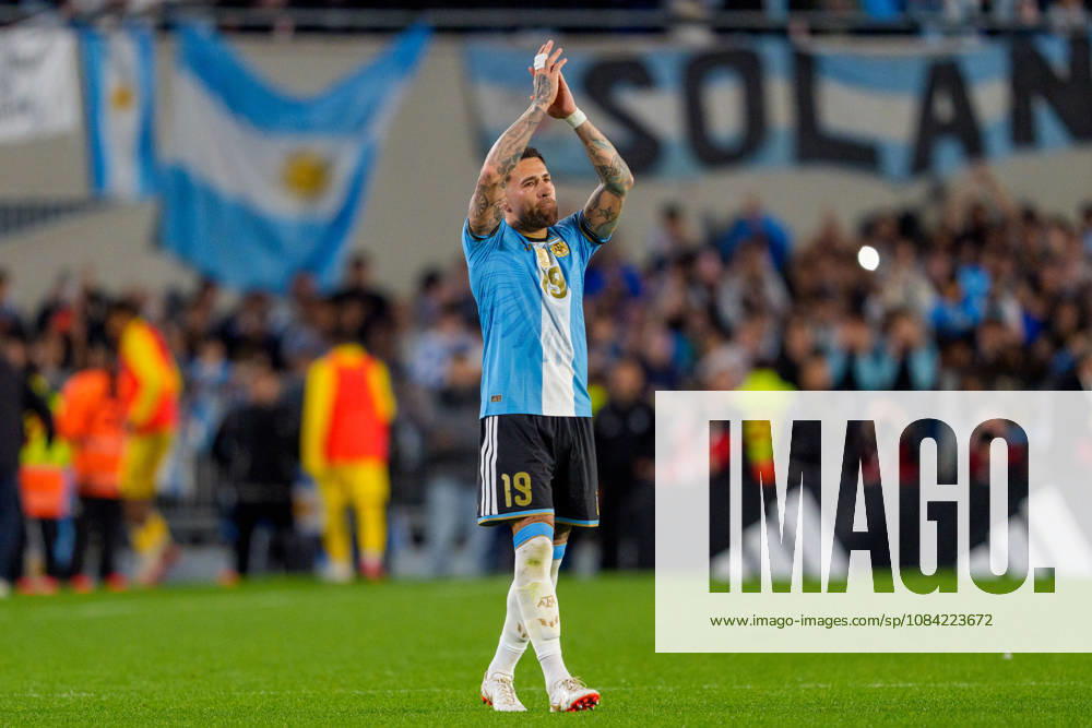 Benin v Argentina BUENOS AIRES, ARGENTINA - OCTOBER 6: Nicolas Otamendi 19 of Argentina acknowledges the crowd as he is subbed off for his final match during a game between Benin and Argentina at Estadio Monumental on October 6, 2026 in Buenos Aires, Argentina Buenos Aires Estadio Monumental Argentina