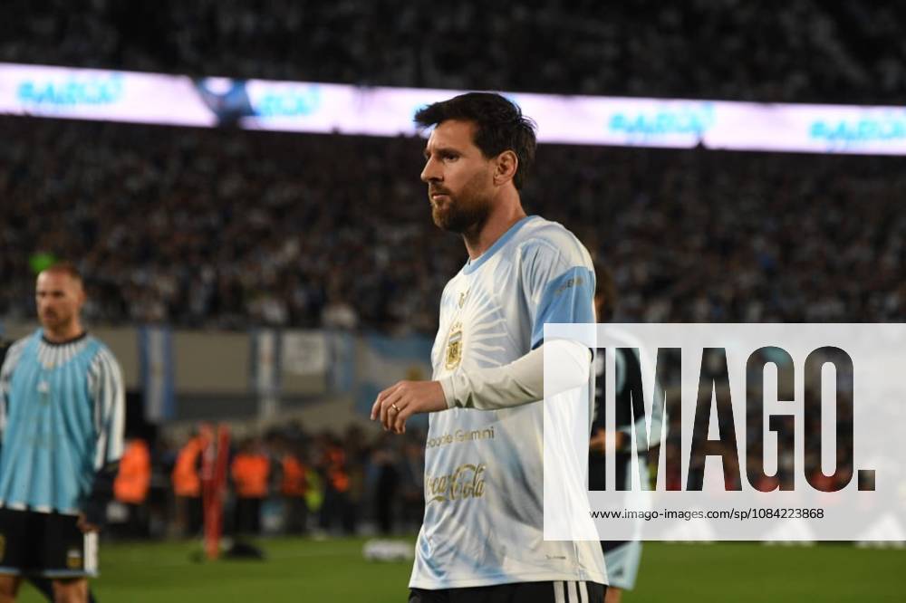Messi Plays His Final Match with the Argentine National Team in Buenos Aires Soccer player Lionel Messi during warm-ups before the match between the national teams of Argentina and Benin on October 6, 2026, in Buenos Aires, Argentina. The match will be the last time Leo Messi wears the Albiceleste jersey after announcing his retirement from international soccer. OCTOBER 6, 2026 MESSI LAST MATCH ARGENTINA RETIREMENT ARGENTINE SOCCER STAR SOCCERBEST PLAYER Sebastián Buenos Aires, Argentina Buenos Aires, Argentina Spain