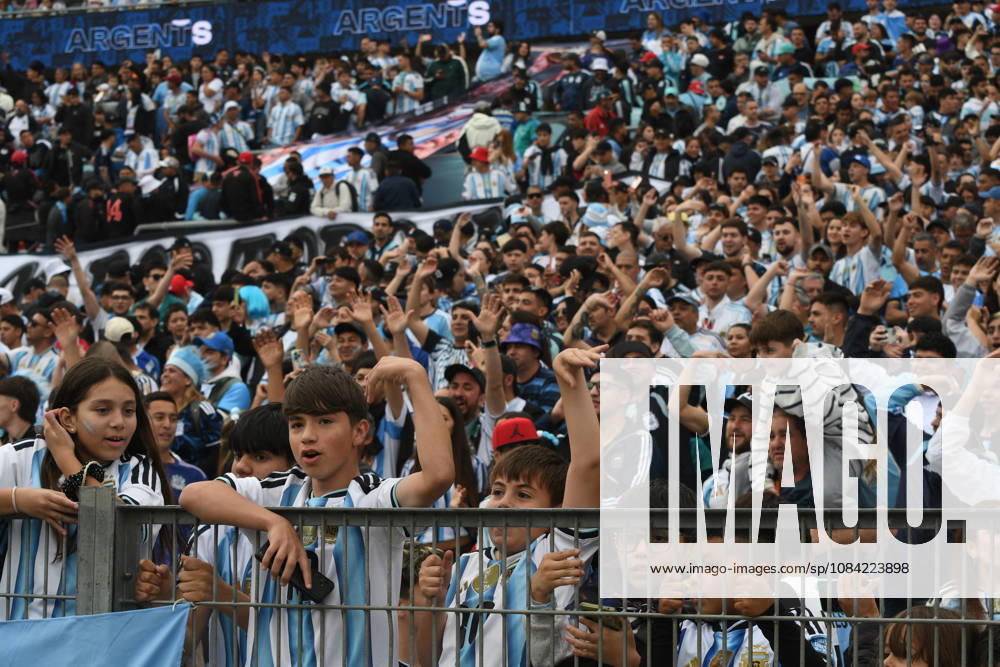Messi plays his final game with the Argentine national team in Buenos Aires. Fans during the match between the national teams of Argentina and Benin on October 6, 2026, in Buenos Aires, Argentina. The match will be the last time Leo Messi wears the Albiceleste jersey after announcing his retirement from international soccer. OCTOBER 7, 2026, Sebastián, Buenos Aires, Argentina. Buenos Aires, Argentina. Spain