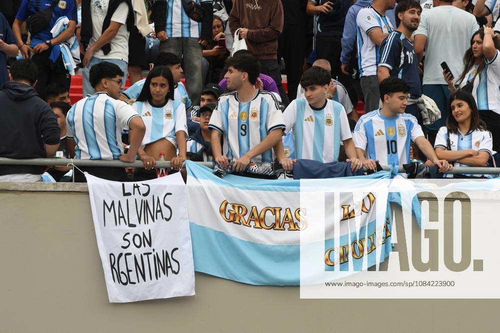 Messi plays his final game with the Argentine national team in Buenos Aires. Fans during the match between the national teams of Argentina and Benin on October 6, 2026, in Buenos Aires, Argentina. The match will be the last time Leo Messi wears the Albiceleste jersey after announcing his retirement from international soccer. OCTOBER 7, 2026, Sebastián, Buenos Aires, Argentina. Buenos Aires, Argentina. Spain