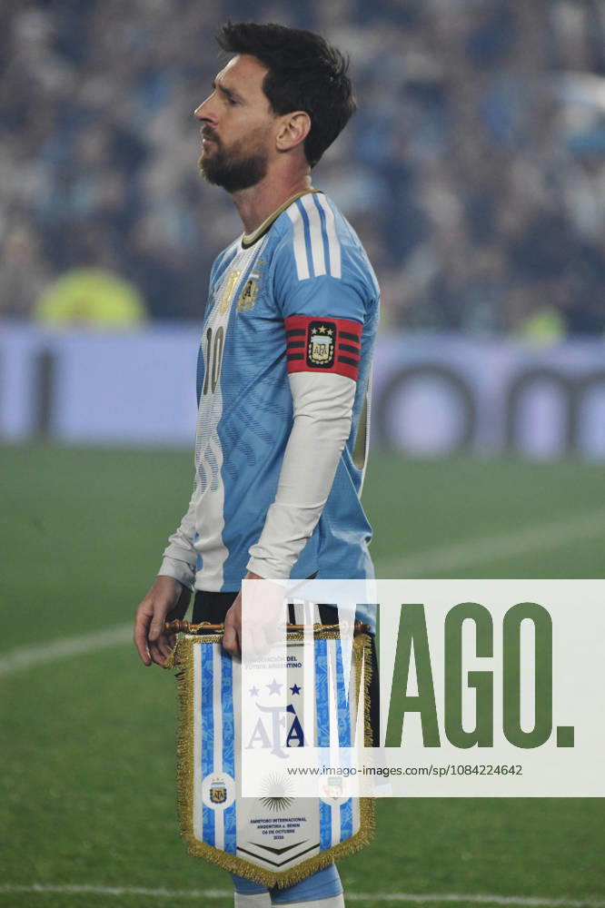 Argentina v Benin - International Friendly, Länderspiel, Nationalmannschaft Lionel Messi of Argentina arrives before the match between Argentina and Benin at Estadio Monumental in Buenos Aires, Argentina, on October 6, 2026. Buenos Aires Buenos Aires Argentina