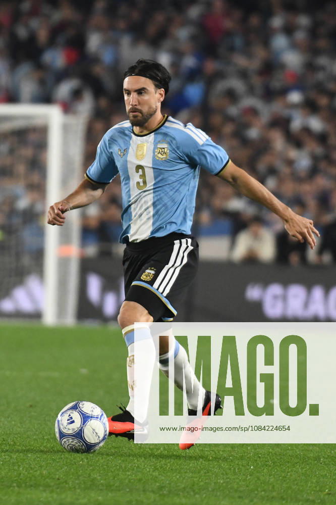 Argentina v Benin - International Friendly, Länderspiel, Nationalmannschaft Nicolas Tagliafico of Argentina plays during the match between Argentina and Benin at Estadio Monumental in Buenos Aires, Argentina, on October 6, 2026. Buenos Aires Buenos Aires Argentina