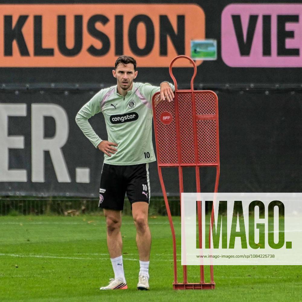Branimir Hrgota Pauli Germany, Hamburg, Training Facility on Kollaustrasse, Soccer, 2. Bundesliga, FC St. Pauli