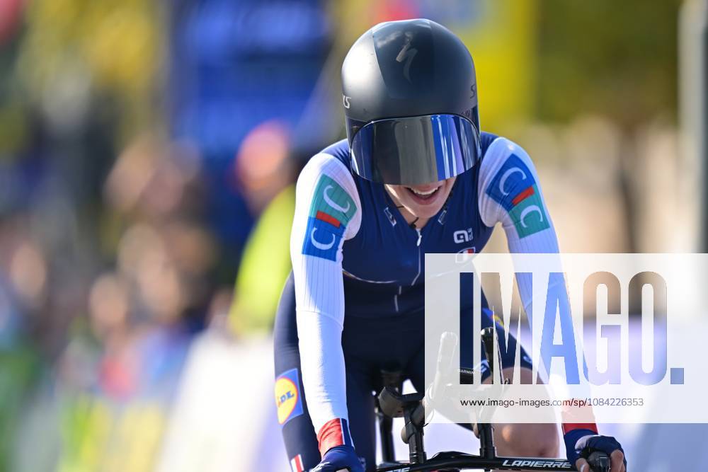 France s Thais Poirier pictured in action during the Women Junior Individual Time Trial race (22km) at the cycling UEC Road European Championships, in Ljubljana, Slovenia, on Wednesday 7 October 2026. The UEC Road European Championships are taking place from 02 to 07 October in Ljubljana, Slovenia. DAVIDxPINTENS x189032478x