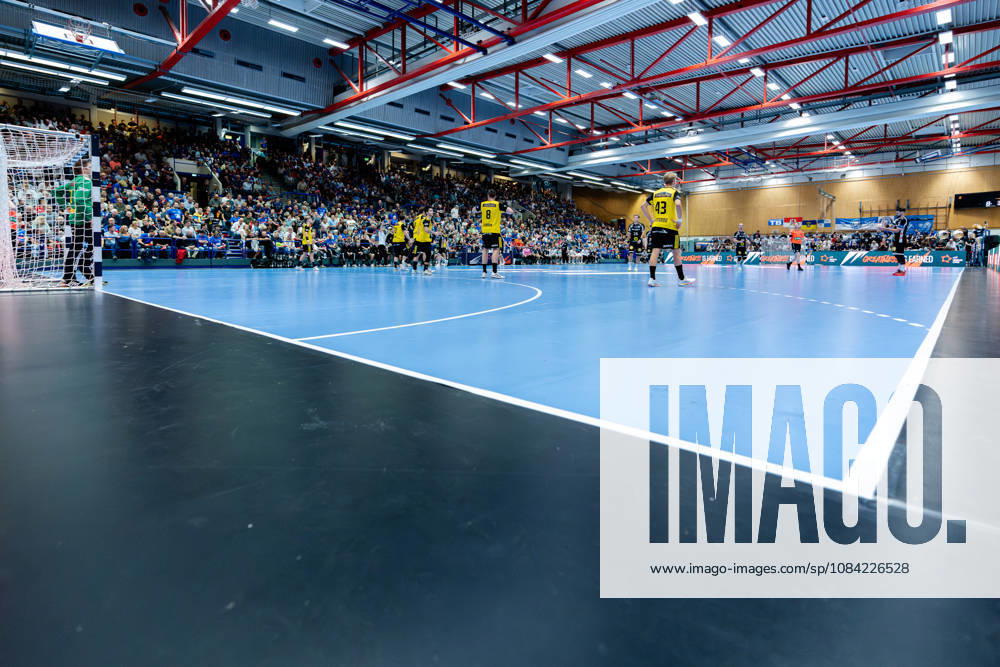 Solingen, October 6, 2026, Handball, Men s, EHF, European League, Group Stage, Matchday 2, 2026–2027, Bergischer HC vs. IK Sävehof, Full house at the Klingenhalle during the Solingen match, Klingenhalle, North Rhine-Westphalia, Germany