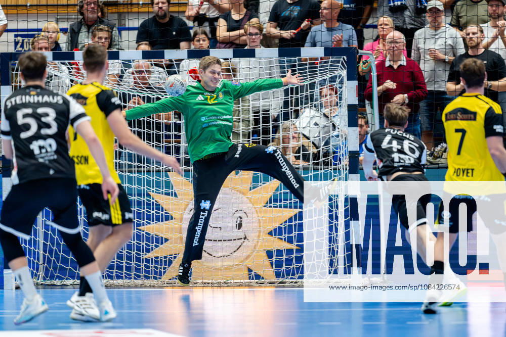 Solingen, October 6, 2026, Handball, Men s, EHF, European League, Group Stage, Matchday 2, 2026–2027, Bergischer HC vs. IK Sävehof, Peter Johannesson (IK Sävehof) made a save against Julian Fuchs (Bergischer HC), 12, at the Klingenhalle in Solingen, North Rhine-Westphalia, Germany