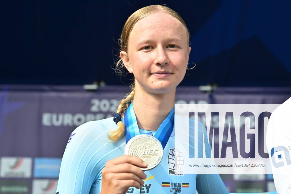 Belgium s Laura Five , winner of the silver medal pictured on the podium of the Women Junior Individual Time Trial race (22km) at the cycling UEC Road European Championships, in Ljubljana, Slovenia, on Wednesday 7 October 2026. The UEC Road European Championships are taking place from 02 to 07 October in Ljubljana, Slovenia. DAVIDxPINTENS x189034001x