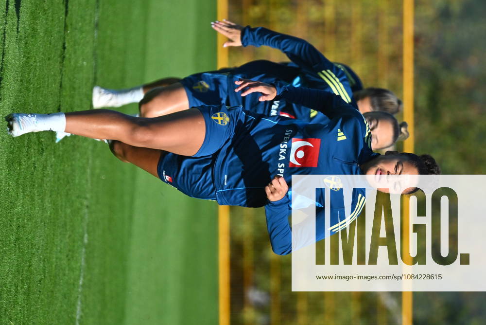 Felicia Schröder as the women s national team trains at Bosön ahead of the playoff for the 2027 World Cup STOCKHOLM, SWEDEN