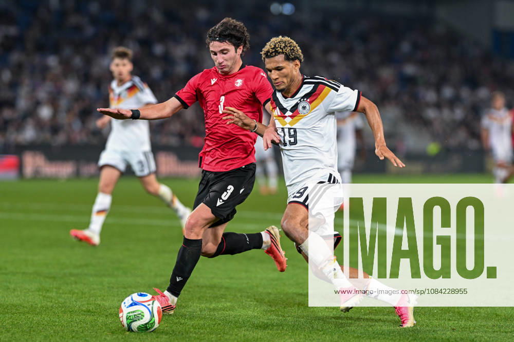 U-21 International Match 26-27: Germany vs. Georgia on October 6, 2026, at the SchücoArena in Bielefeld. Paris Brunner of Germany in a tackle against Dato Bukia of Georgia. MT