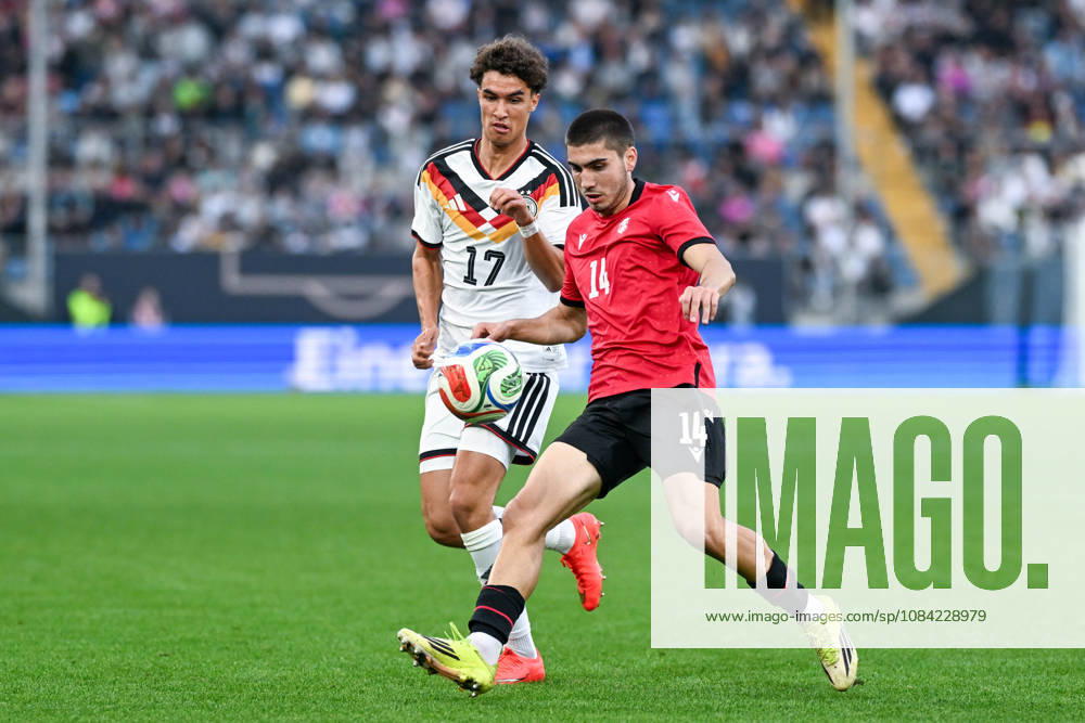 U-21 International Match 26-27: Germany vs. Georgia on October 6, 2026, at the SchücoArena in Bielefeld. Noah Darvich of Germany in a tackle against Aleko Basiladze of Georgia. MT