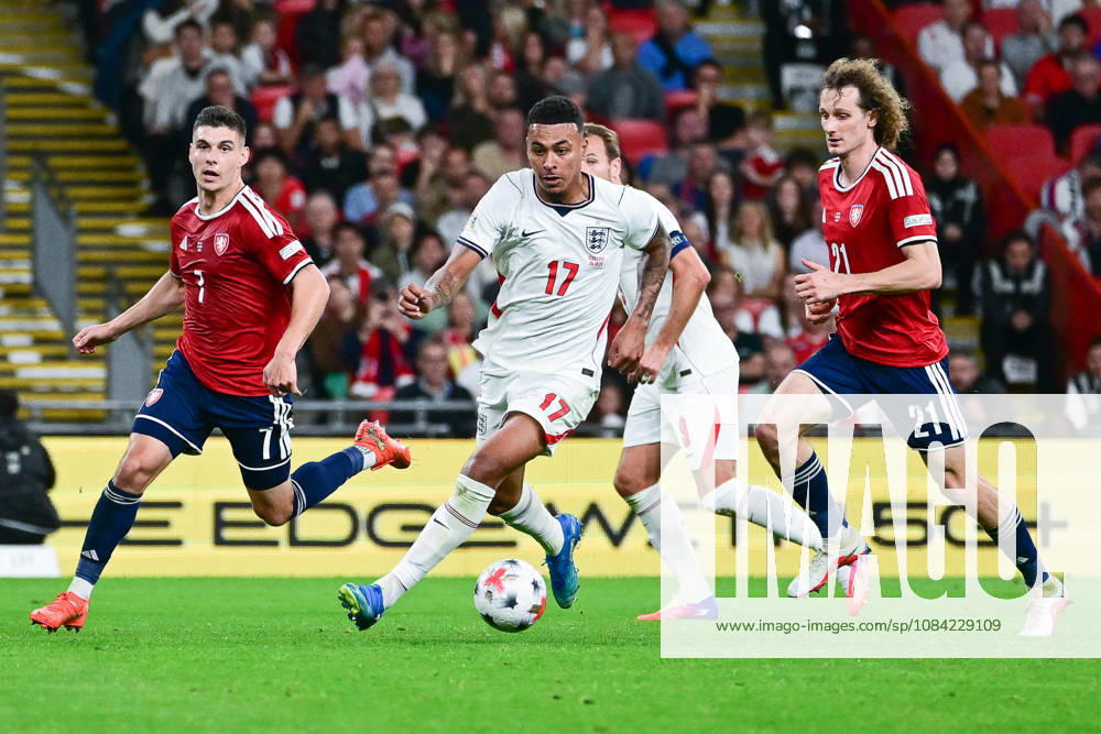 England v Czechia, UEFA Nations League England forward Morgan Rogers (17) sprints forward with the ball during the UEFA Nations League match between England and Czechia at Wembley Stadium, London, UK on 6 October 2026. London Wembley Stadium Greater London UK Editorial use only ,