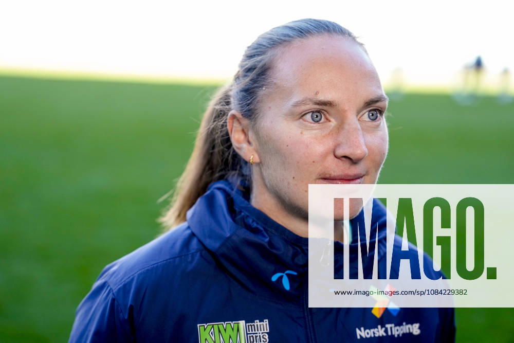 Women s National Soccer Team Prepares for World Cup Qualifiers Oslo, October 7, 2026 Marit Bratberg Lund during a press conference at Ullevaal Stadium, before the World Cup qualifier against Romania. The matches will be played on October 9 at Arcul de Triumf Stadium in Bucharest and on October 13 at Ullevaal Stadium in Oslo. Photo: Beate Oma Dahle, NTB, Oslo, Norway. . RESTRICTED USE FOR BETTING COMPANIES.