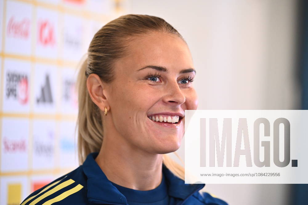STOCKHOLM, SWEDEN, October 7, 2026: Amanda Nildén at a press conference following the women’s national team’s training session at Bosön ahead of the 2027 World Cup playoff. STOCKHOLM, SWEDEN
