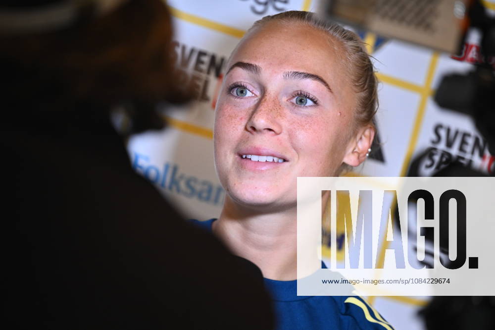 — Amanda Nildén at a press conference following the women s national team s training session at Bosön ahead of the 2027 World Cup playoff. STOCKHOLM, SWEDEN