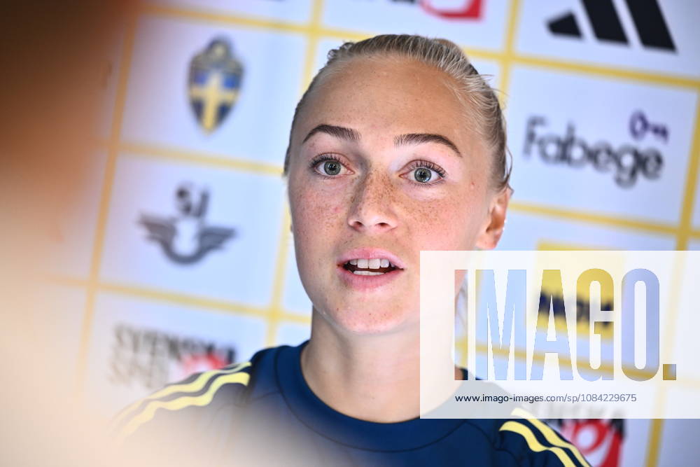 — Amanda Nildén at a press conference following the women s national team s training session at Bosön ahead of the 2027 World Cup playoff. STOCKHOLM, SWEDEN