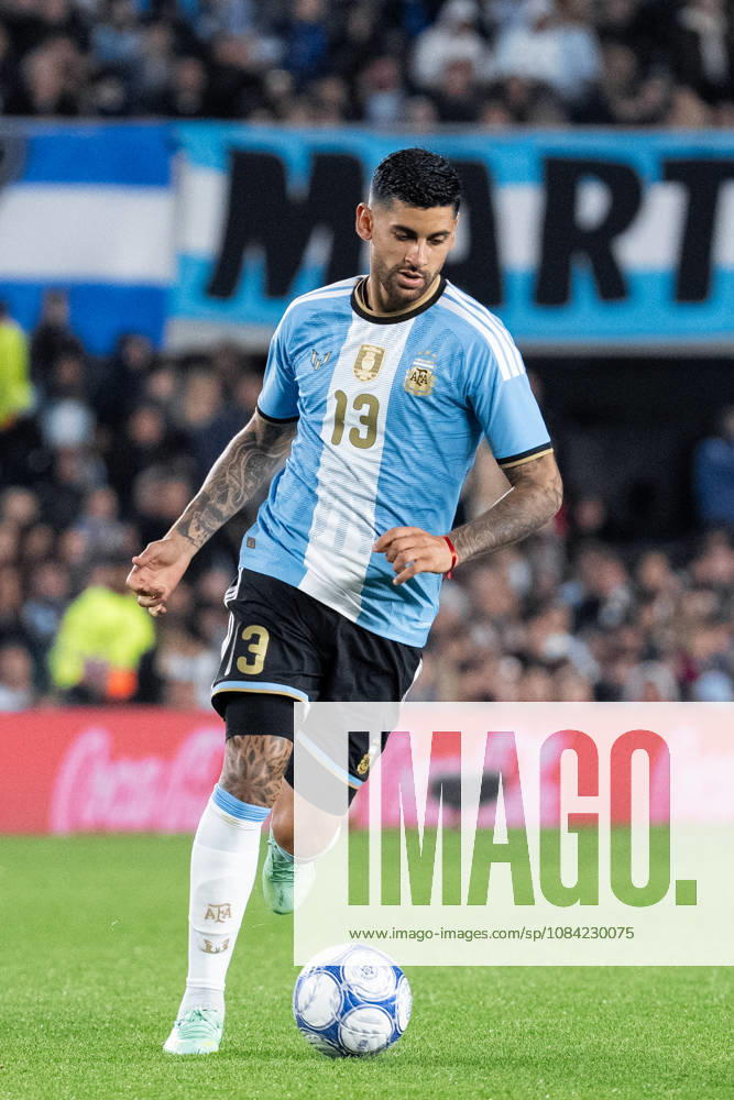 Cristian Romero of Argentina runs with the ball during the International Friendly, Länderspiel, Nationalmannschaft football match between Argentina and Benin, at the Estadio Monumental Antonio V. Liberti, on October 6, 2026, in Buenos Aires, Argentina. Richard Callis Fotoarena (Richard Callis SPP)
