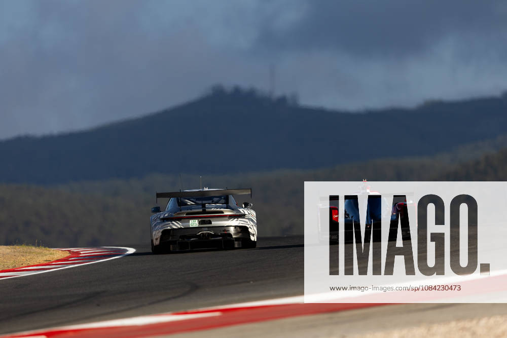 AUTO - ELMS - 4 HOURS OF PORTIMAO 2026 75 KURZEJEWSKI Matt (usa), SARGENT Thomas (usa), LIETZ Richard (aut), Proton Competition, Porsche 911 GT3 R LMGT3, LMGT3, action 22 PEEBLES Griffin (aus), SAUCY Grà goire (sui), HANLEY Benjamin (gbr), United Autosports, Oreca 07 - Gibson, LMP2, action during the 4 Hours of Portimao 2026, 6th round of the 2026 European Le Mans Series on the Autodromo Internacional do Algarve from October 8 to 10, 2026 in Portimao, Portugal -