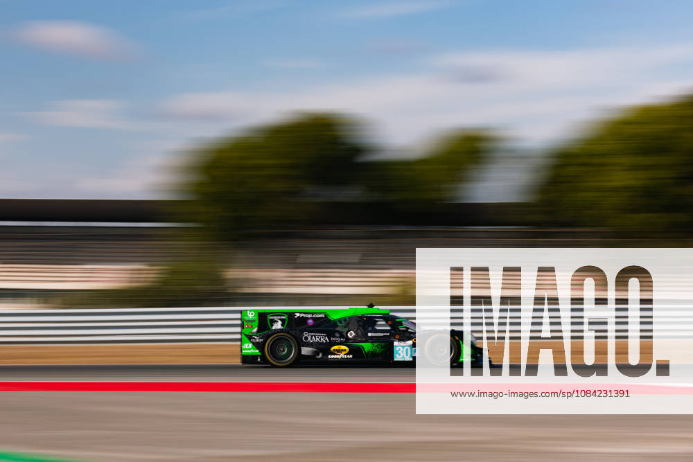 AUTO - ELMS - 4 HOURS OF PORTIMAO 2026 30 RODA Giorgio (ita), VERSCHOOR Richard (ned), PIN Doriane (fra), Duqueine Team, Oreca 07 - Gibson, LMP2 Pro Am, action during the 4 Hours of Portimao 2026, 6th round of the 2026 European Le Mans Series on the Autodromo Internacional do Algarve from October 8 to 10, 2026 in Portimao, Portugal -
