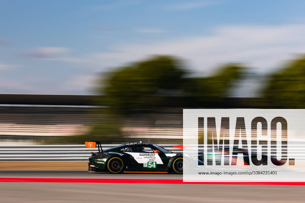 AUTO - ELMS - 4 HOURS OF PORTIMAO 2026 54 MORITZ Max (ger), PAQUE Benjamin (bel), BACHLER Klaus (aut), High Class Racing, Porsche 911 GT3 R LMGT3, LMGT3, action during the 4 Hours of Portimao 2026, 6th round of the 2026 European Le Mans Series on the Autodromo Internacional do Algarve from October 8 to 10, 2026 in Portimao, Portugal -