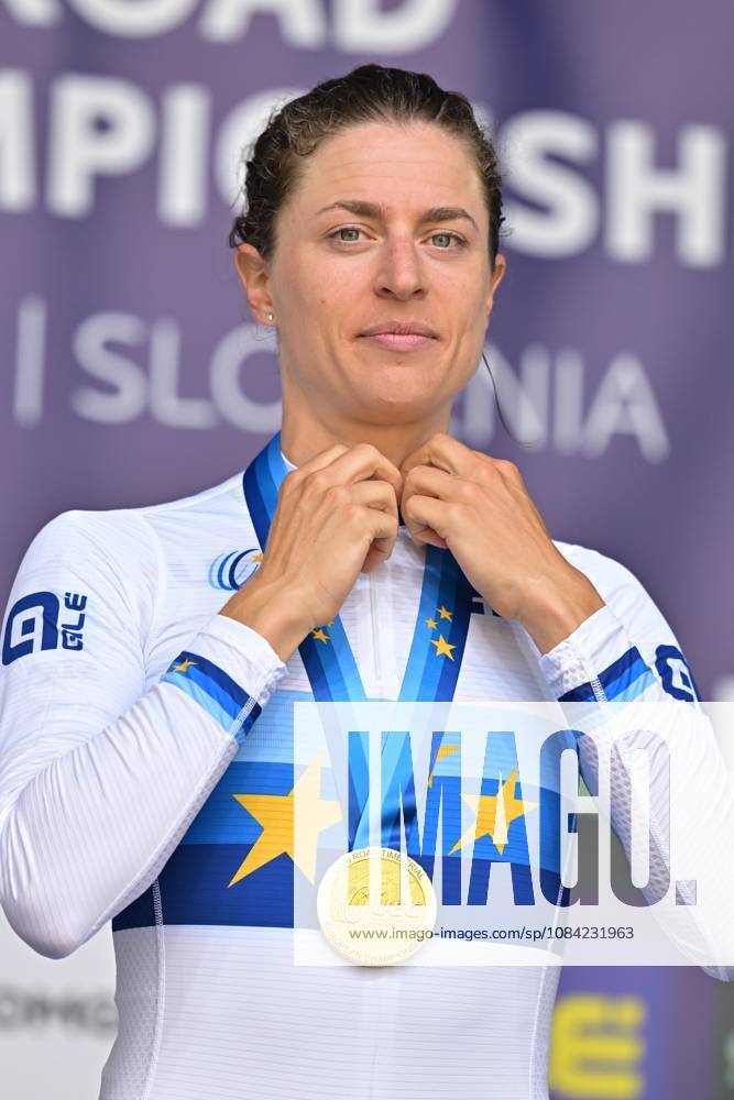 Switzerland s Marlen Reusser celebrates on the podium after winning the Women Elite Individual Time Trial race (22km) at the cycling UEC Road European Championships, in Ljubljana, Slovenia, on Wednesday 7 October 2026. The UEC Road European Championships are taking place from 02 to 07 October in Ljubljana, Slovenia. DAVIDxPINTENS x189053693x