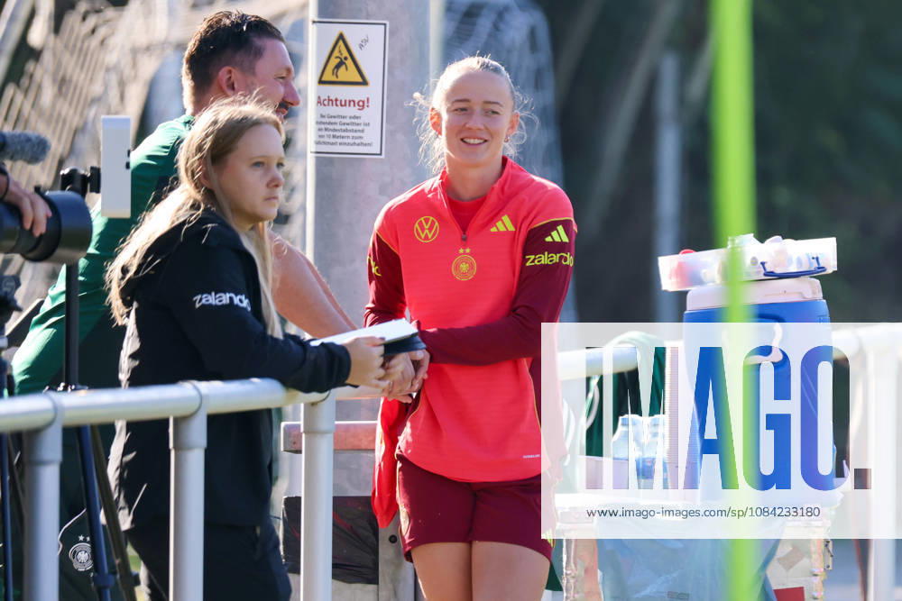 German Women s National Soccer Team Training Friendly Match: Germany vs. Australia Pictured: Lea Schüller (Schueller), Germany