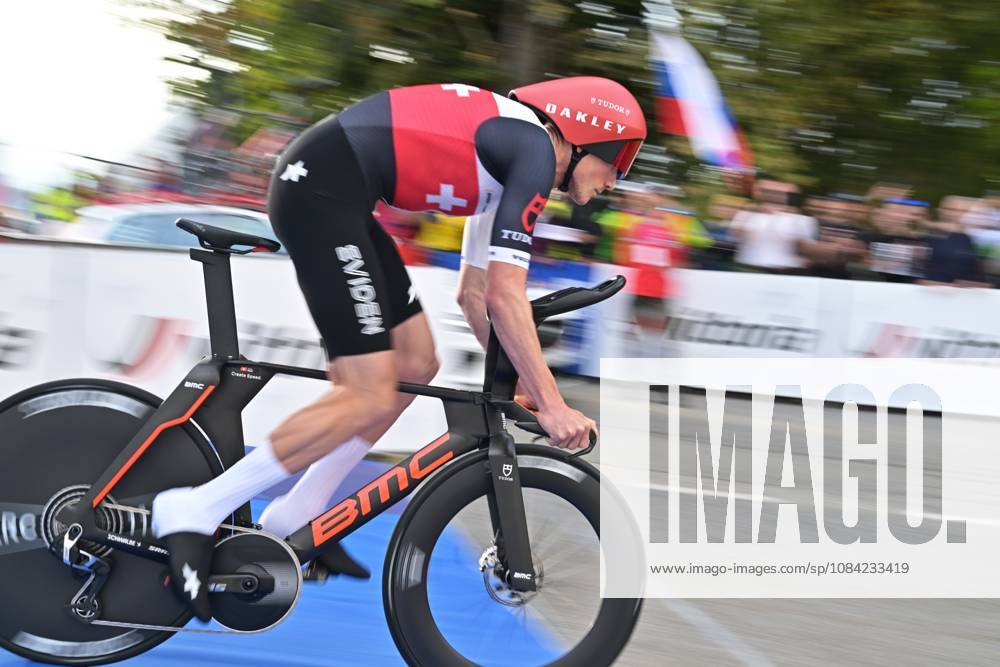 Switzerland s Stefan Kung pictured at the start of the Men Elite Individual Time Trial race (22km) at the cycling UEC Road European Championships, in Ljubljana, Slovenia, on Wednesday 7 October 2026. The UEC Road European Championships are taking place from 02 to 07 October in Ljubljana, Slovenia. DAVIDxPINTENS x189062106x
