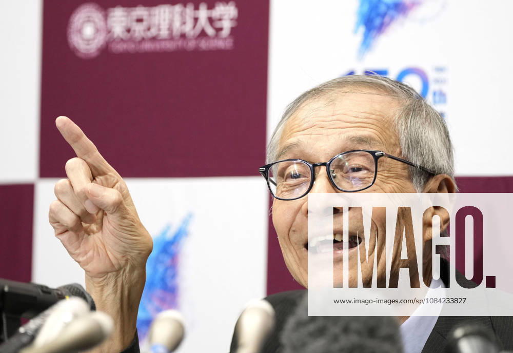 Nobel chemistry prize co-winner Soai Kenso Soai, a professor emeritus at the Tokyo University of Science, attends a press conference, PK, Pressekonferenz at the university in Tokyo on Oct. 7, 2026, after receiving the 2026 Nobel Prize in Chemistry. Soai and French researcher Henri Kagan shared the prize for the discovery of non-linear effects and autocatalysis in asymmetric organic synthesis, the Royal Swedish Academy of Sciences said earlier in the day. A14AA0005630379P