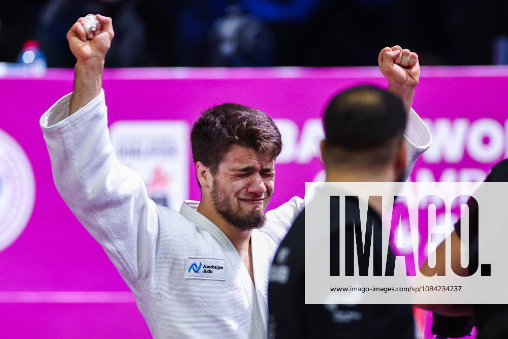 AZERBAIJAN, BAKU - OCTOBER 7, 2026: Omar Radzhabli of Azerbaijan wins Abylaikhan Zhubanazar of Kazakhstan in their -81 kg bout as part of the 2026 World Judo Championships at the National Gymnastics Arena. Mikhail Sinitsyn TASS 98914706