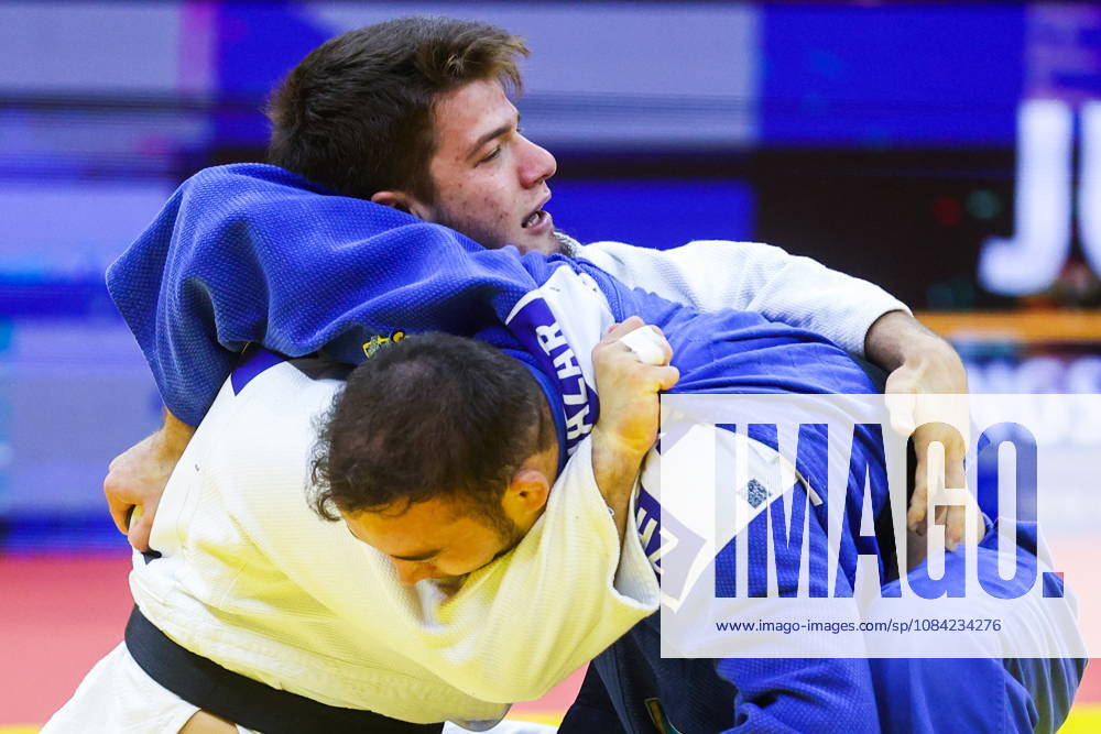 AZERBAIJAN, BAKU - OCTOBER 7, 2026: Omar Radzhabli (L) of Azerbaijan and Abylaikhan Zhubanazar of Kazakhstan compete in their -81 kg bout as part of the 2026 World Judo Championships at the National Gymnastics Arena 2026 World Judo Championships In Baku - ZUMAt113 20261007_zaa_t113_444