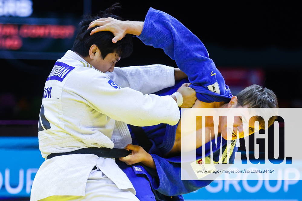 AZERBAIJAN, BAKU - OCTOBER 7, 2026: Lee Joon-hwan (L) of South Korea and Mihajlo Simin of Serbia compete in their -81 kg bout as part of the 2026 World Judo Championships at the National Gymnastics Arena 2026 World Judo Championships In Baku - ZUMAt113 20261007_zaa_t113_459