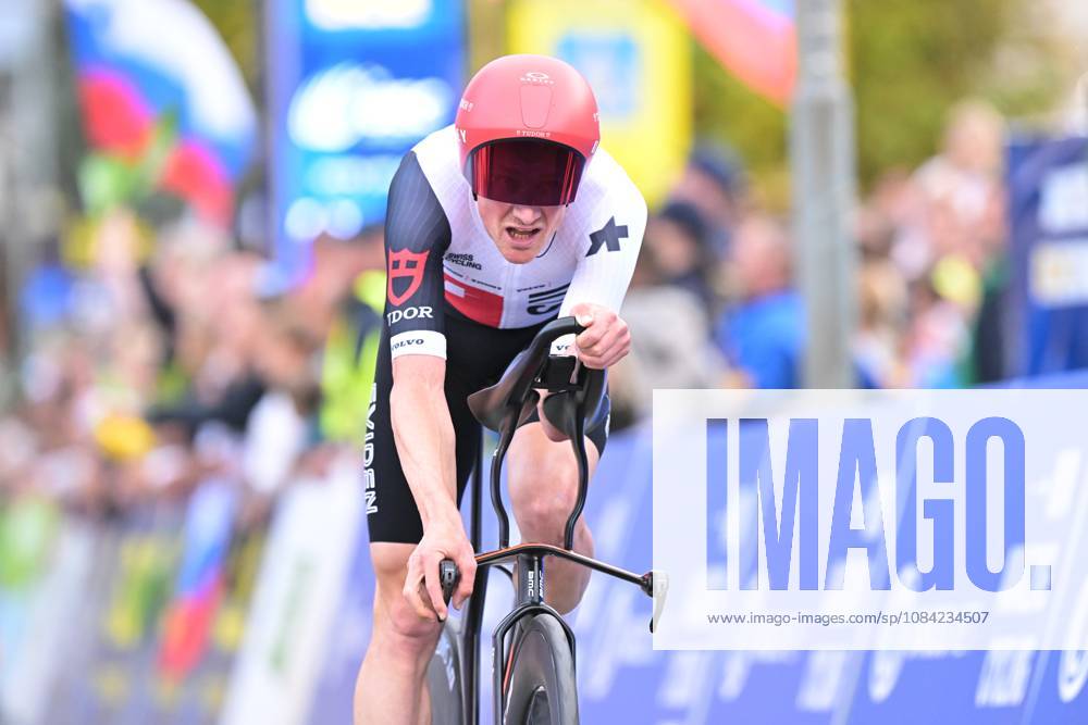 Switzerland s Stefan Kung crosses the finish line of the Men Elite Individual Time Trial race (22km) at the cycling UEC Road European Championships, in Ljubljana, Slovenia, on Wednesday 7 October 2026. The UEC Road European Championships are taking place from 02 to 07 October in Ljubljana, Slovenia. DAVIDxPINTENS x189072045x