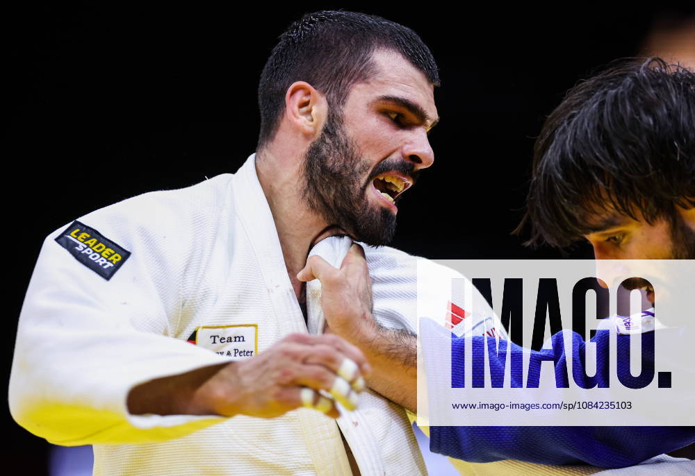 AZERBAIJAN, BAKU - OCTOBER 7, 2026: Zelim Tckaev (L) of Azerbaijan and Tato Grigalashvili of Georgia compete in their -81 kg bout as part of the 2026 World Judo Championships at the National Gymnastics Arena 2026 World Judo Championships In Baku - ZUMAt113 20261007_zaa_t113_492