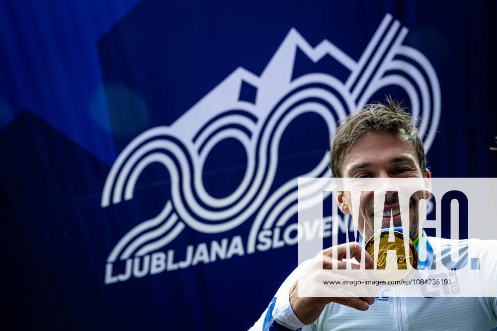 ROGLIÄa Primož ROGLIC Primoz UEC Road Cycling European Championships Ljubljana 2026 ROGLIÄa Primož ROGLIC Primoz SLO Slovenia Winner First Place Award Ceremony Medal Ceremony Podium Landscape Format Landscape Event UEC Road Cycling European Championships 2026 Ljubljana Category Cycling Road Cycling European Championships Individual Time Trial Elite Men Location Europe Slovenia Sencur Discipline Individual Time Trial ITT Distance 22 km Date October 7, 2026, Wednesday Day 5